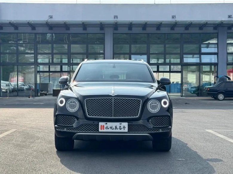 Автомобиль bentley