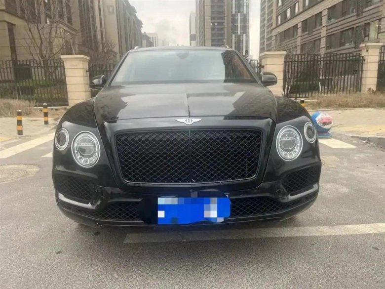 Бентли бентайга