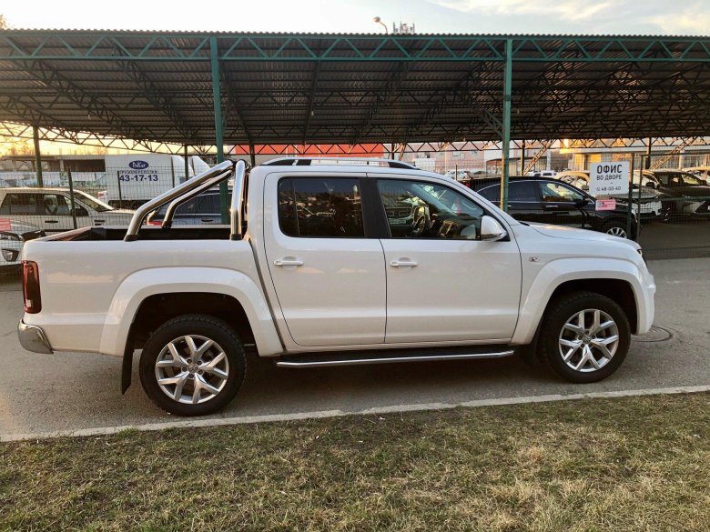 Volkswagen Amarok белый