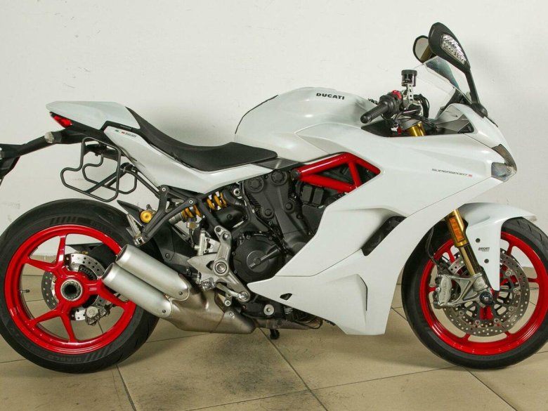 Ducati supersport s