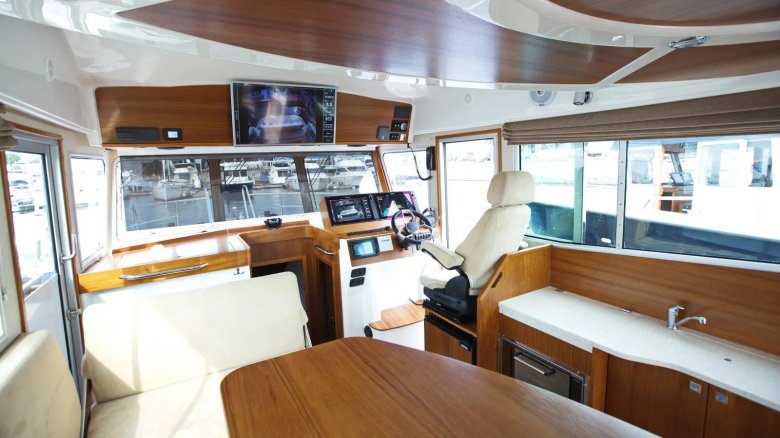 Катер Норд Стар Патрол 42