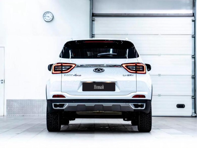 Chery Tiggo 4 сзади