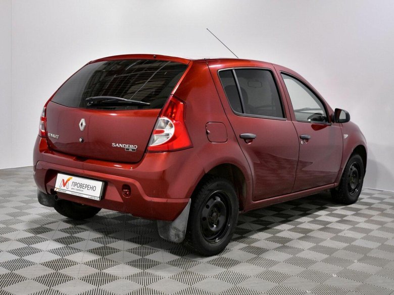 Рено сандеро 2011