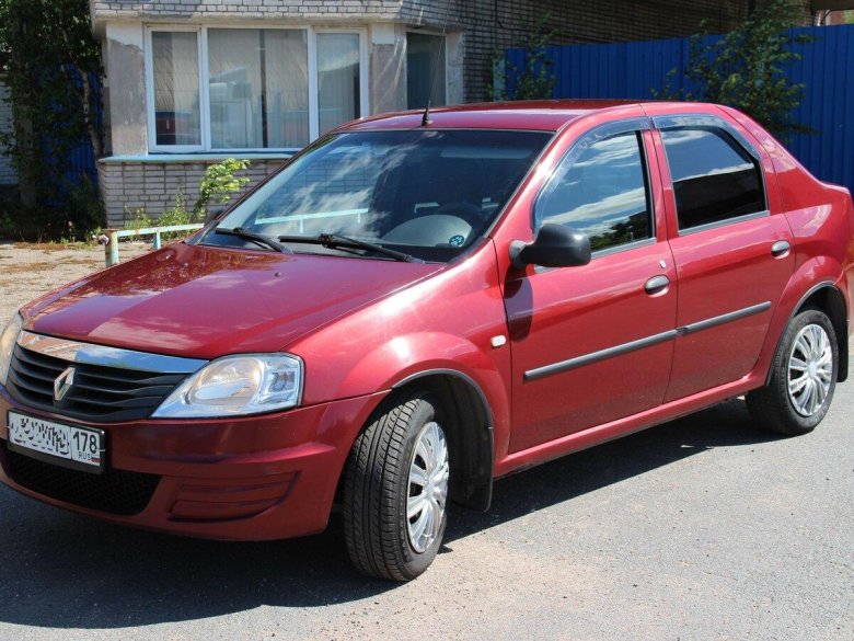 Renault Logan 2010
