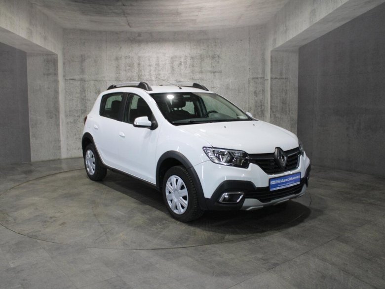 Logan Stepway 2021 белый Петровский