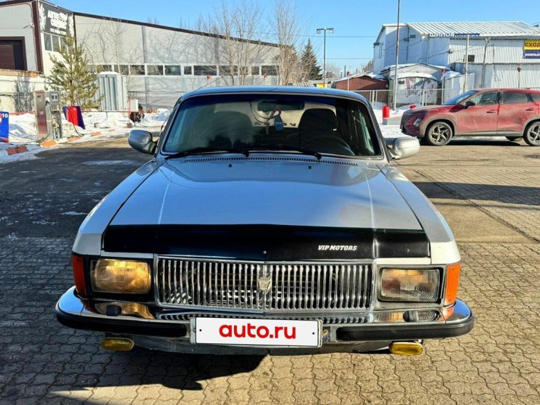 Газ 3102 черная