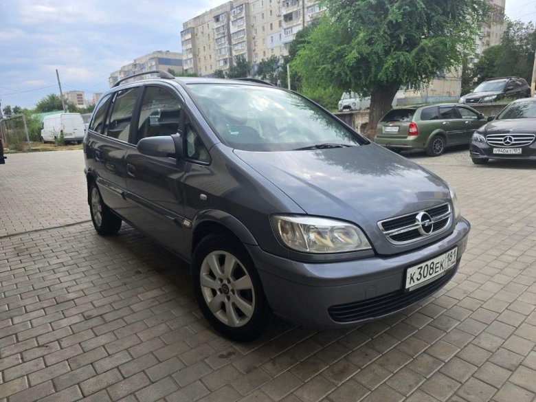 Opel zafira 2003
