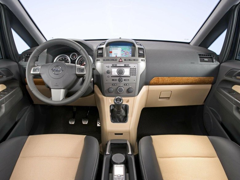 Opel Zafira 2007 салон