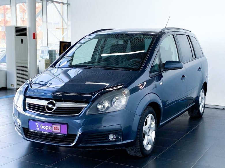 Opel zafira 2012 1.8