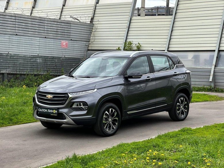 Серый шевроле