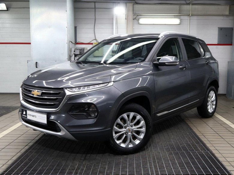 Серый шевроле