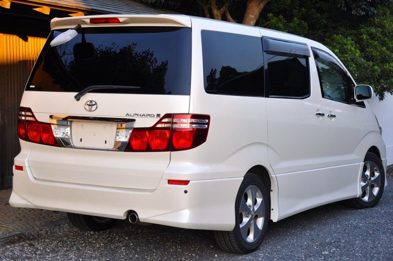 Toyota Alphard 2006