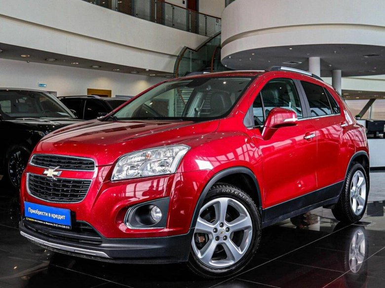 Шевроле трекер 2015 года