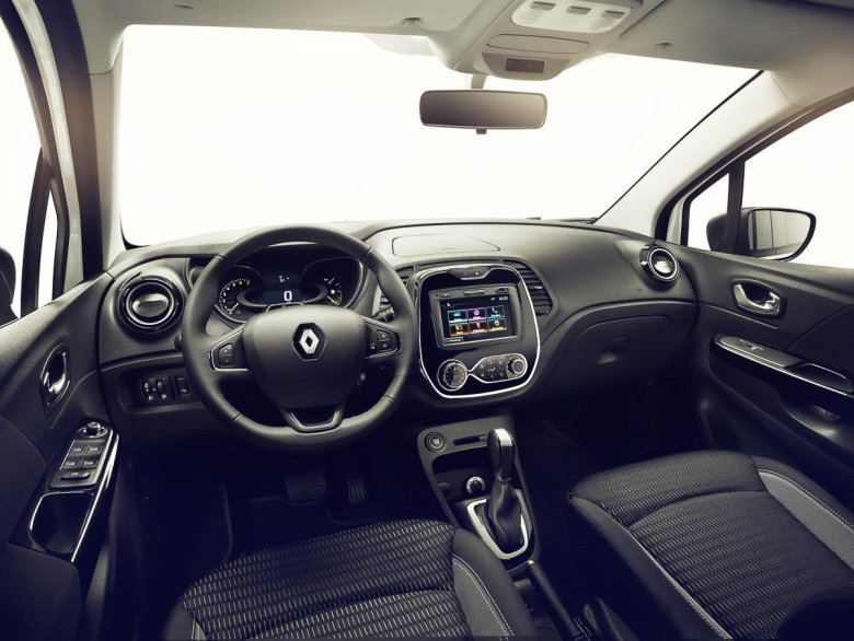 Renault Captur салон 2017