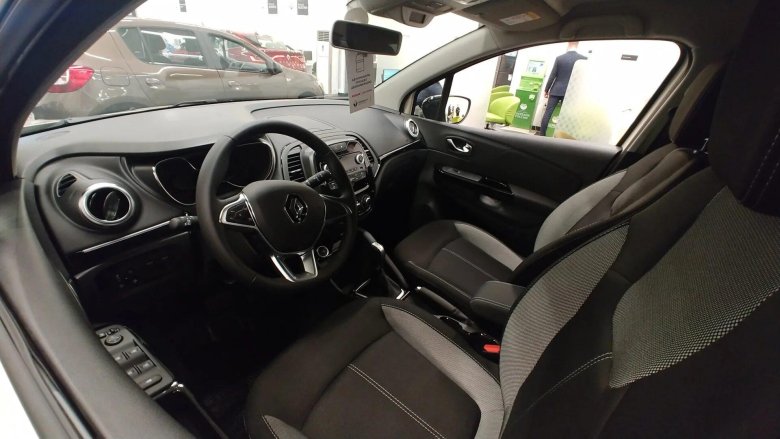 Рено Каптур 2021