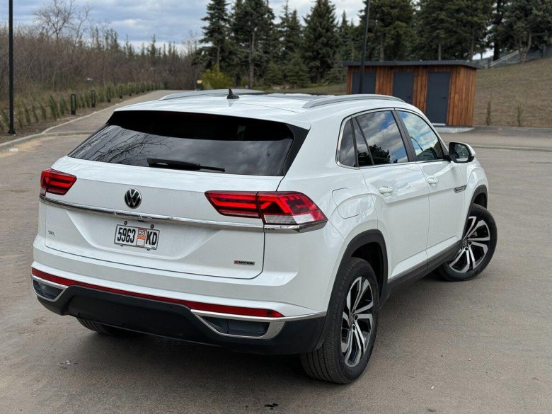 Volkswagen atlas cross sport 2021