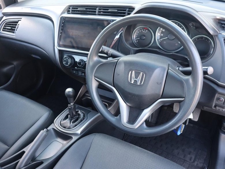 Honda fit saloon