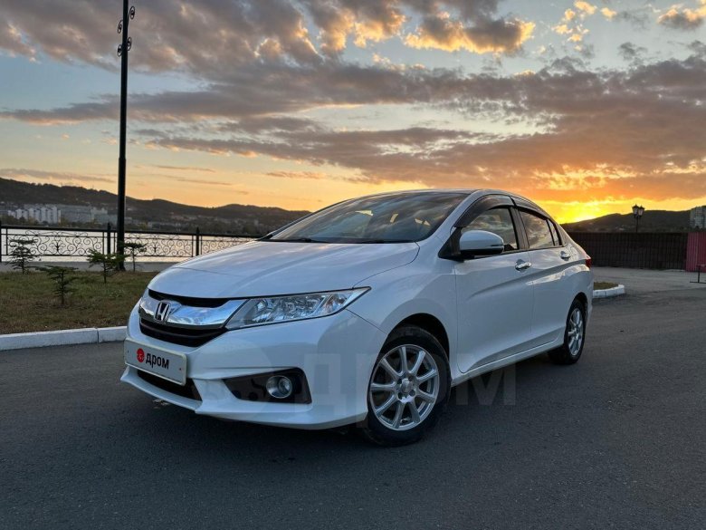 Хонда Грейс 2015
