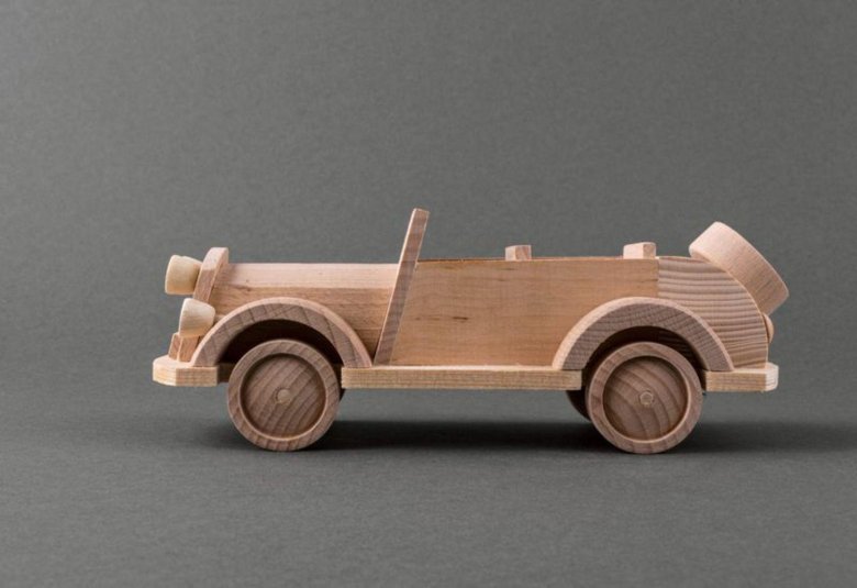 Деревянная машина