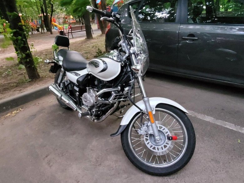 Мотоцикл bajaj avenger 220 cruise