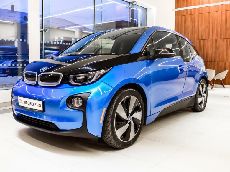 Электромобиль bmw i3