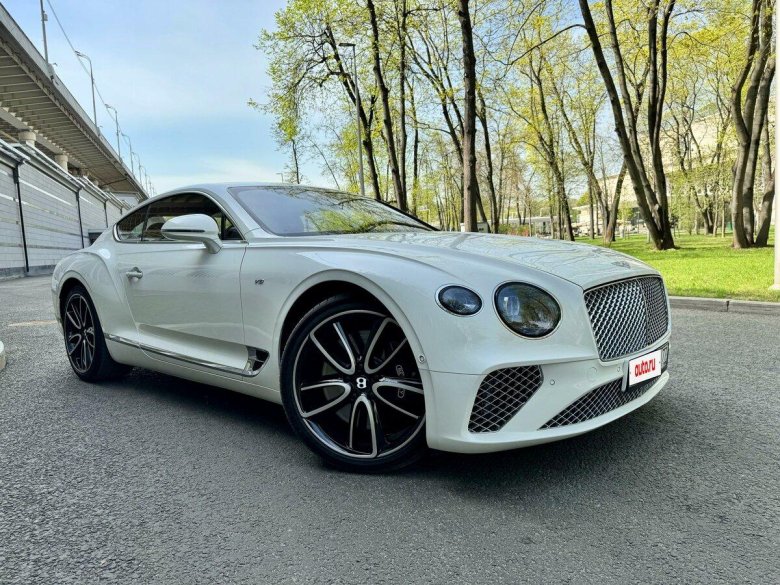 Машина bentley continental gt