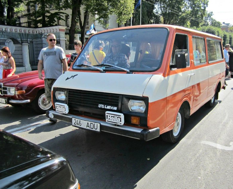 Автомобиль Латвия