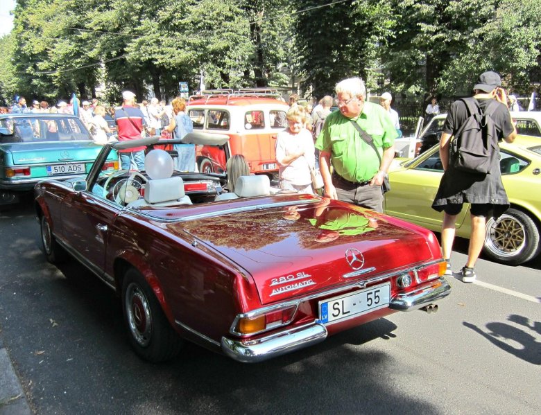 Автомобиль Латвия