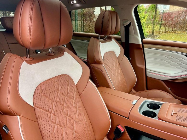 Genesis gv 80 интерьер