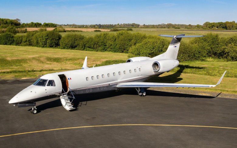 Embraer legacy 650