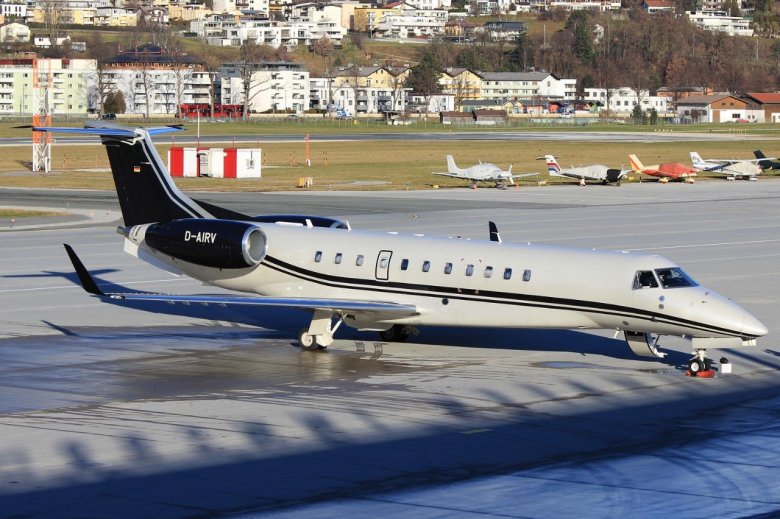 EMB 135bj Legacy 650