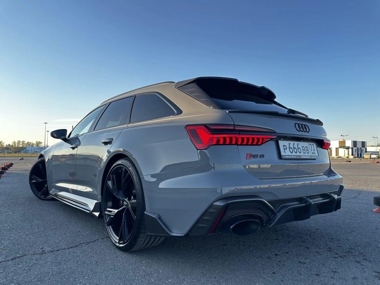 Audi rs6 c8