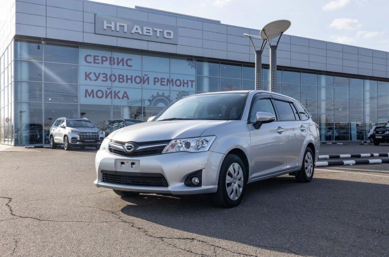 Toyota Corolla Fielder 2014