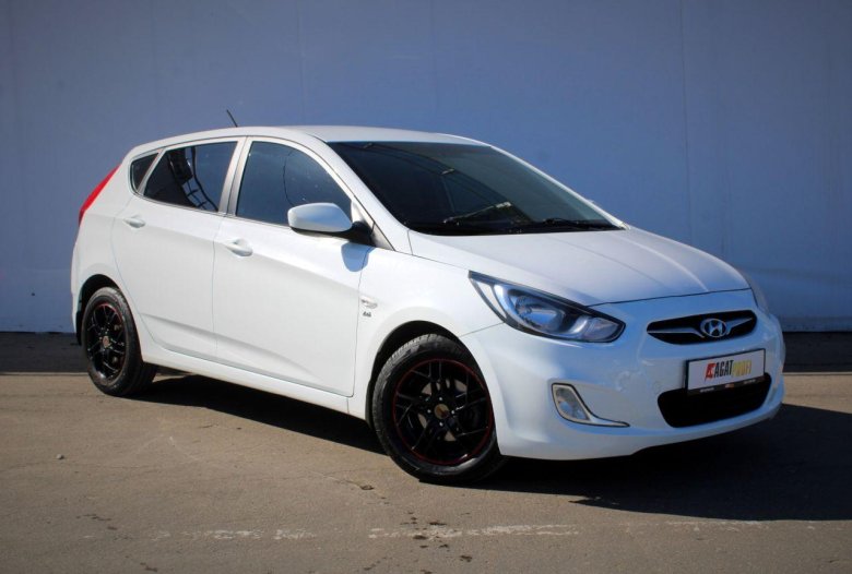 Hyundai solaris хэтчбек