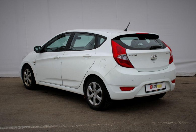 Хендай солярис хэтчбек 2009