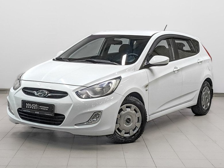 Hyundai solaris 2012