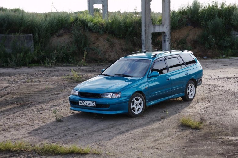 Toyota Carina универсал