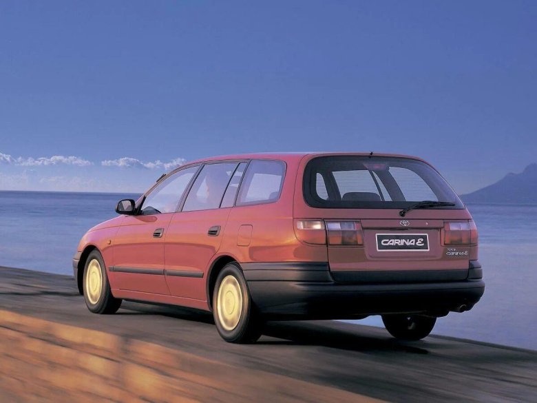 Toyota Carina e Wagon