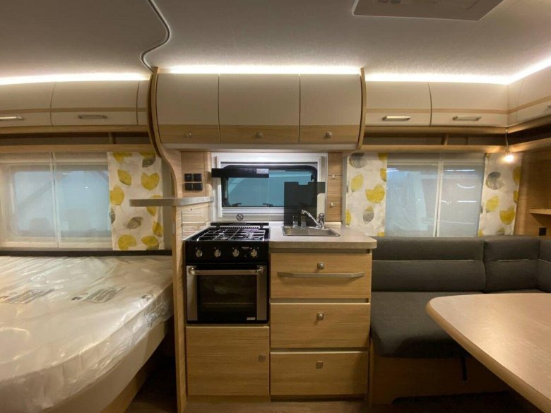 Прицеп большой