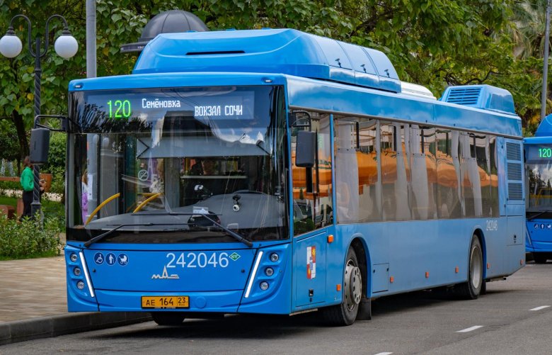 Автобус маз