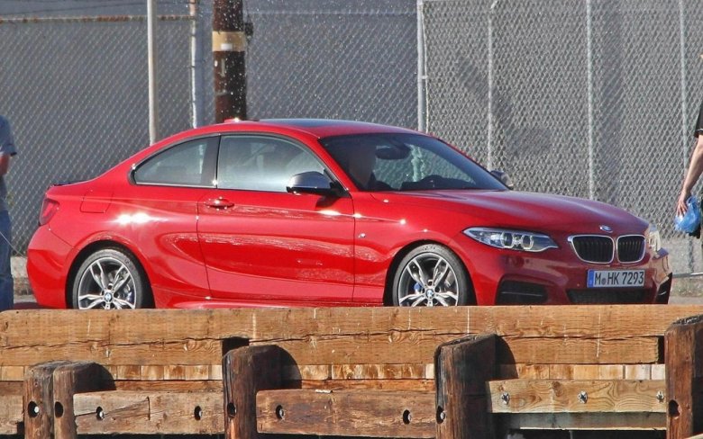 BMW 2 f22