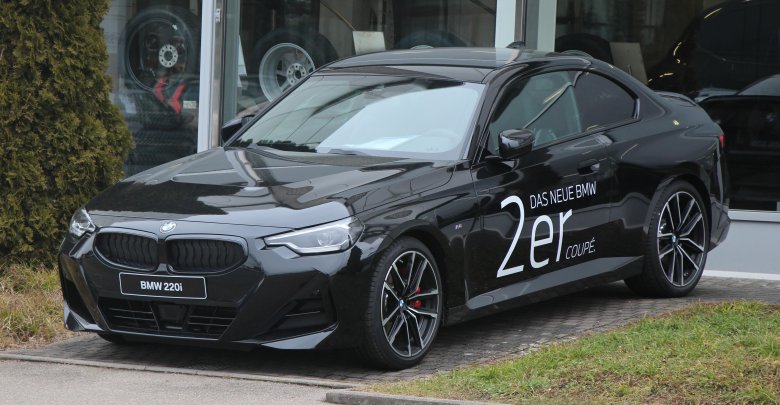 BMW 220i g42