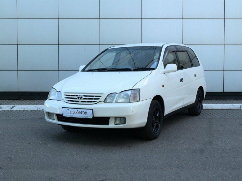 Тойота гайя 2000
