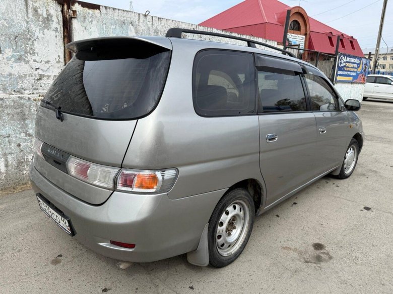 Toyota gaia