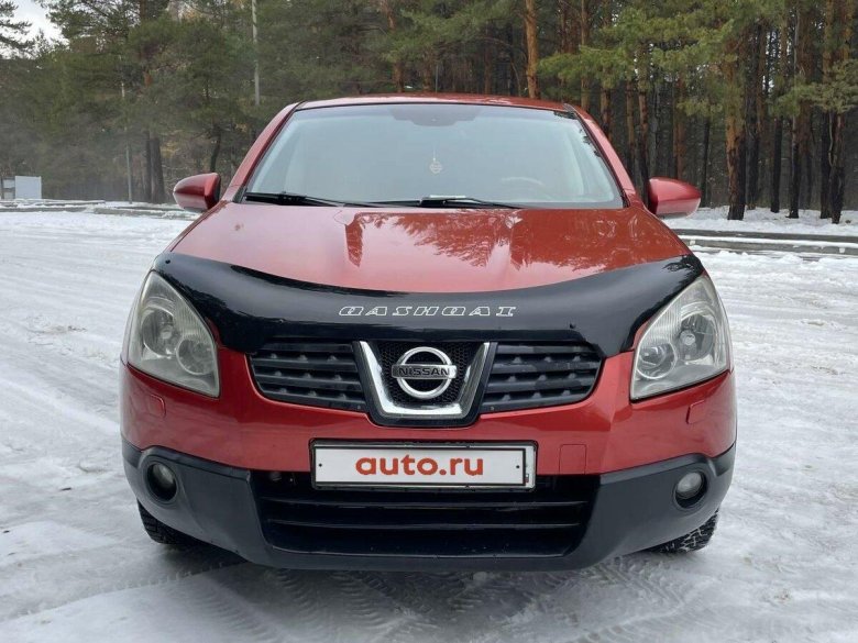 Nissan Qashqai 2013 — 2019 II красный