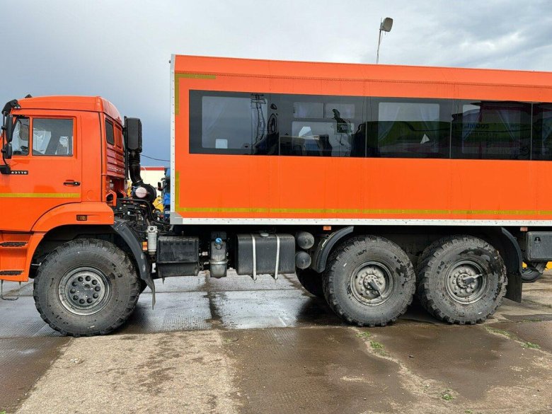 Камаз 43118 вахтовый автобус