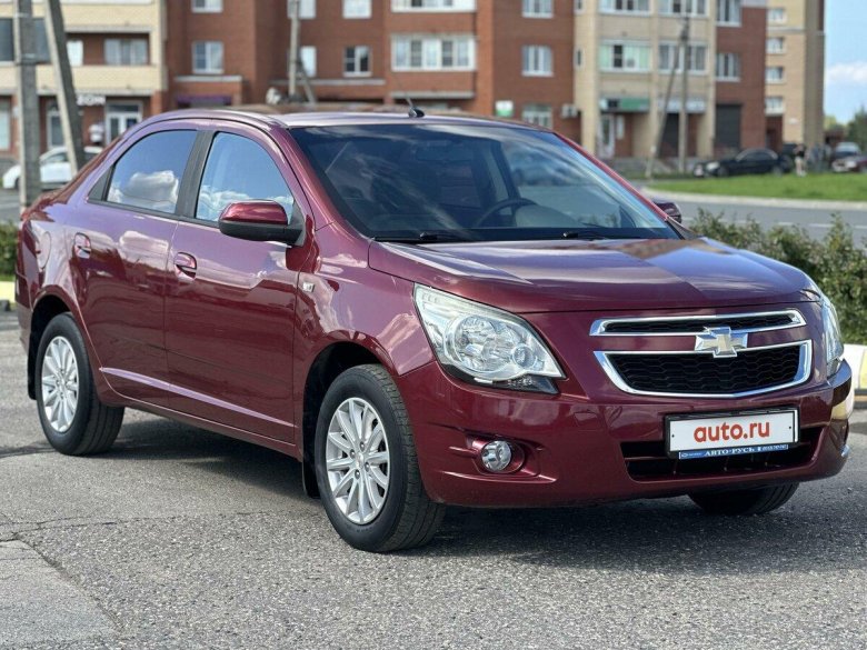 Шевроле кобальт 2012