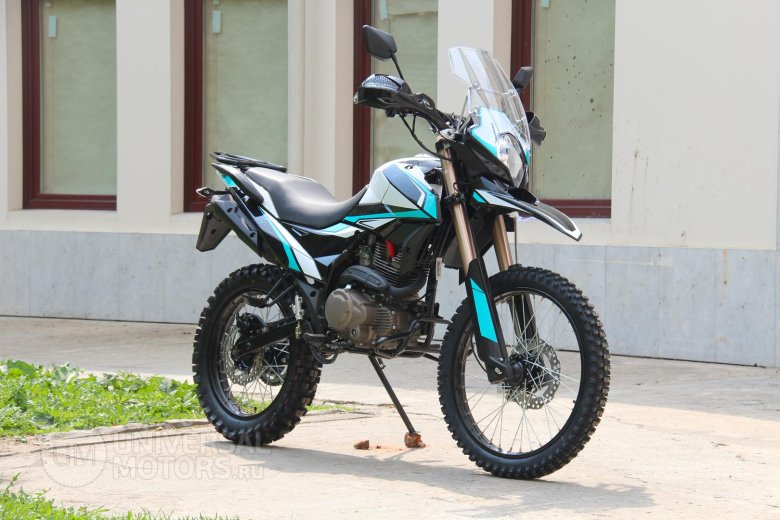 Шинерей адвенчер 250