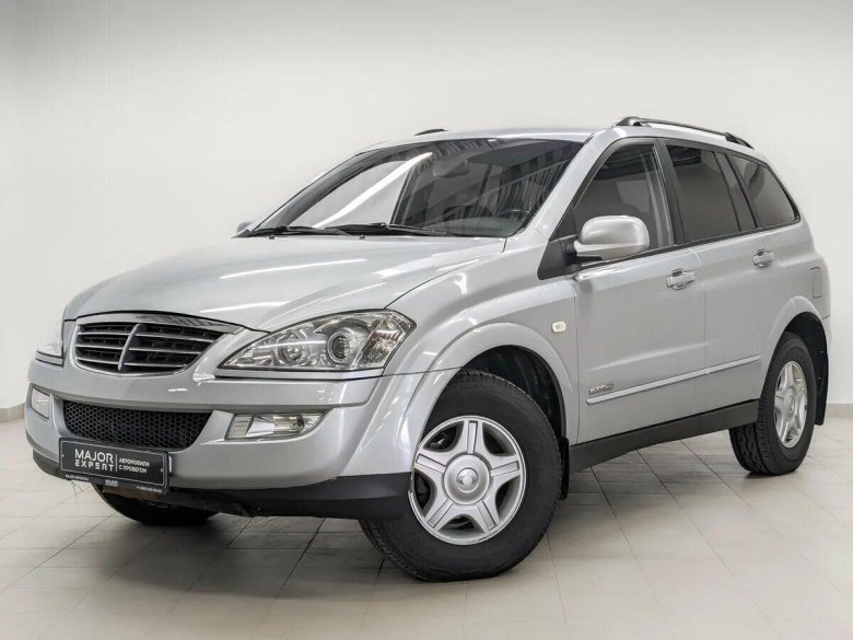 Машина ssangyong kyron