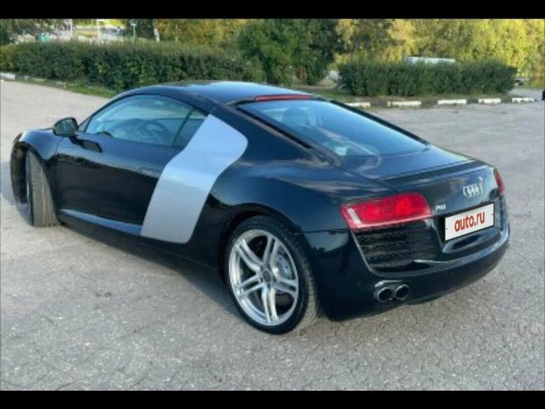 Машина audi r 8